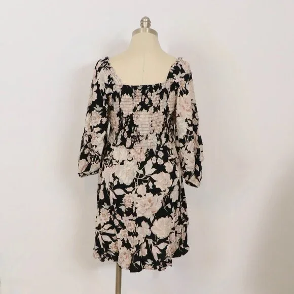 Saltwater LUXE Lane Mini Dress in Black Floral Large - Picture 4 of 7